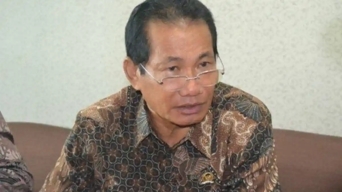 TRIBUNWIKI:Tak Terpilih Lalu Singgung Sudah Kasih Bantuan ke Masjid, Ini Profil Caleg Achmad Hitari