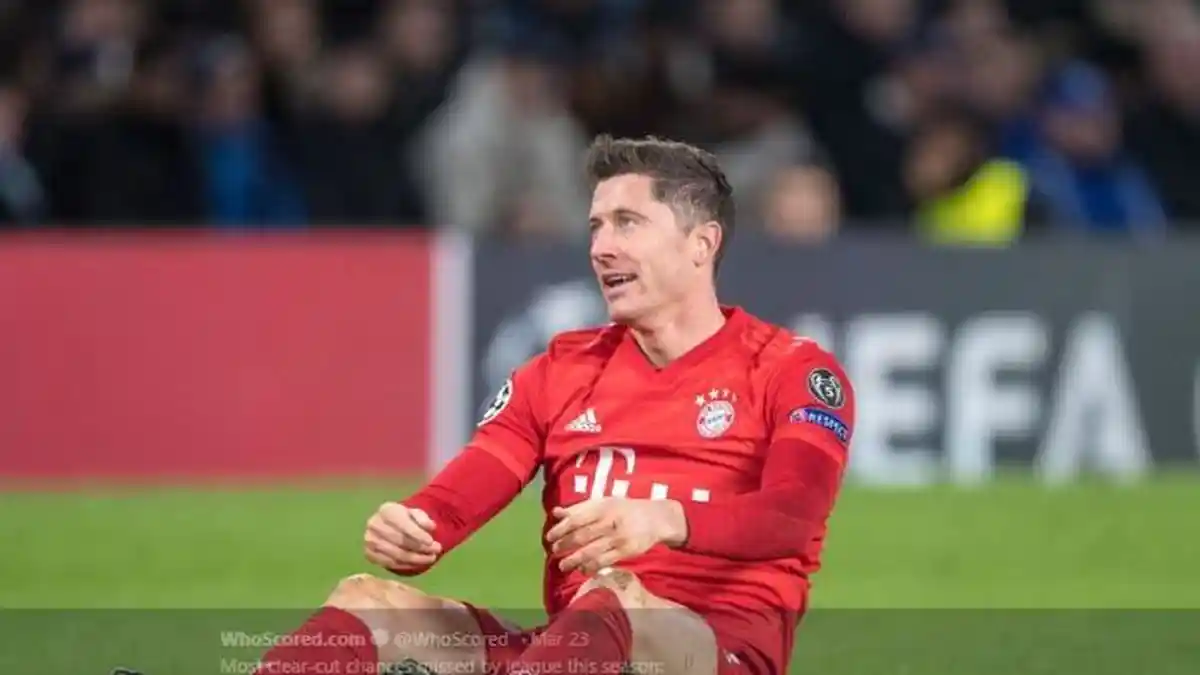 Sepuluh Pemain Top yang Tak Pernah Meraih Trofi Si Kuping Besar - Halaman 2