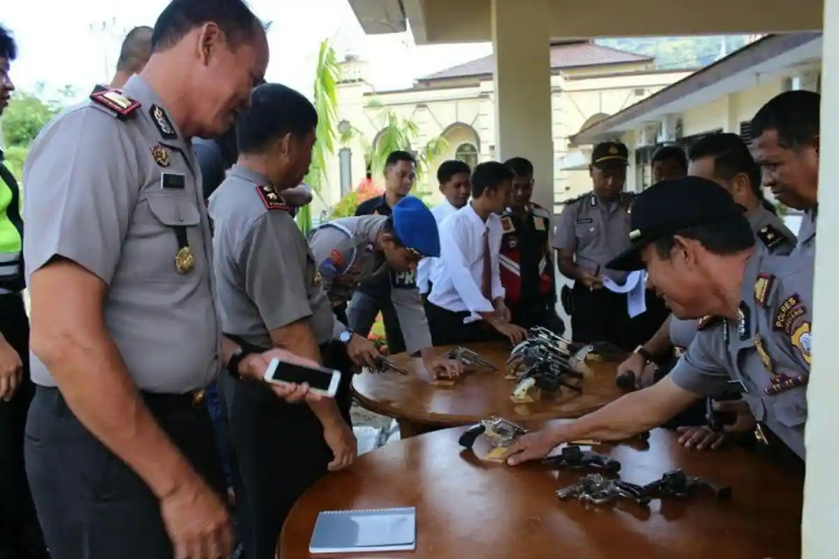 Senpi Personel Polres Enrekang Diperiksa, Ini yang Ditemukan