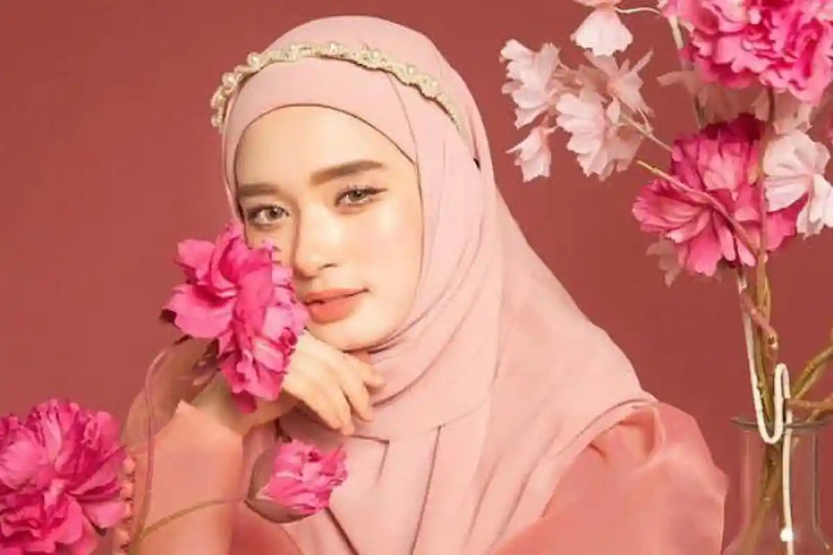 Inara Rusli Niat Pensiun Dini setelah Cerai dengan Virgoun: Biar Uang yang Ngejar Kita
