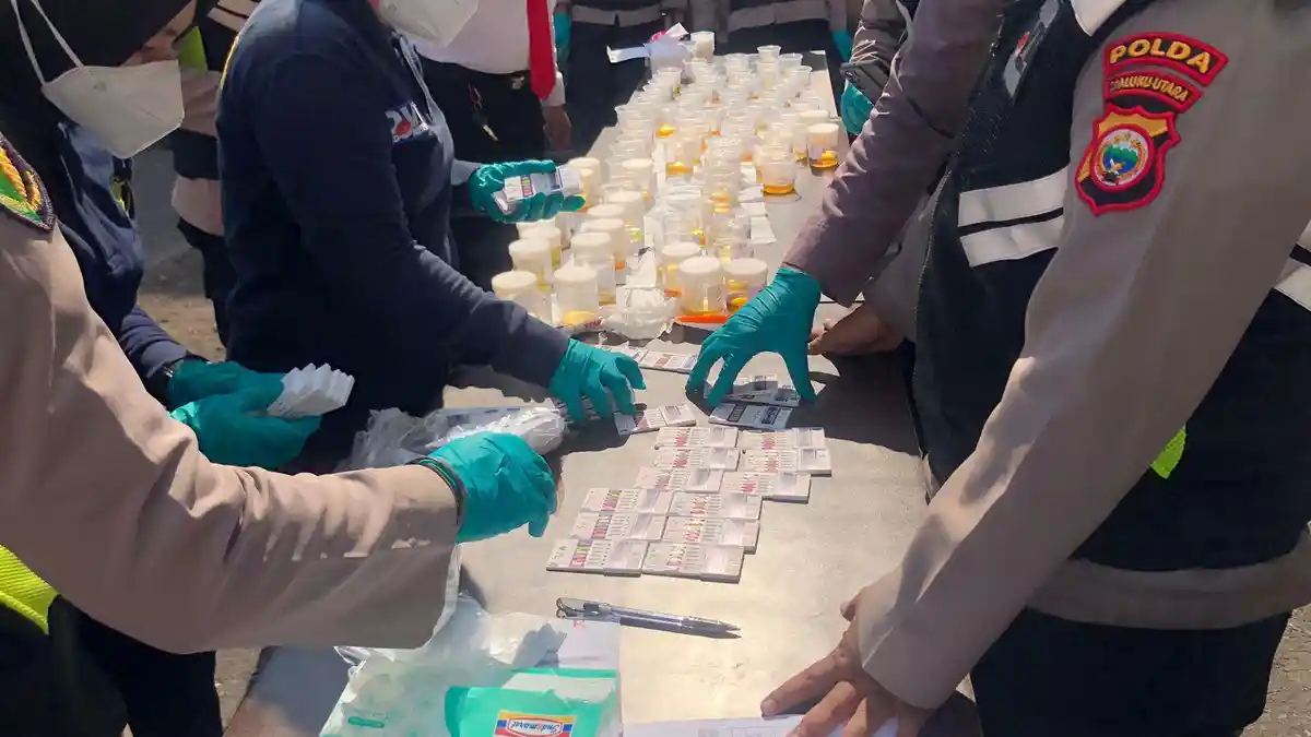 Pejabat  Utama Polda Maluku Utara Ramai-ramai Tes Urin, Berikut Hasilnya