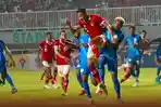 duel-pemain-timnas-indonesia-dengan-curacao-sydd.jpg