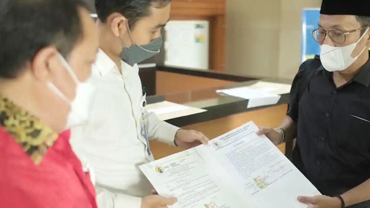Dua Anggota DPRD Kalsel Serahkan Tuntutan Mahasiswa ke Setneg
