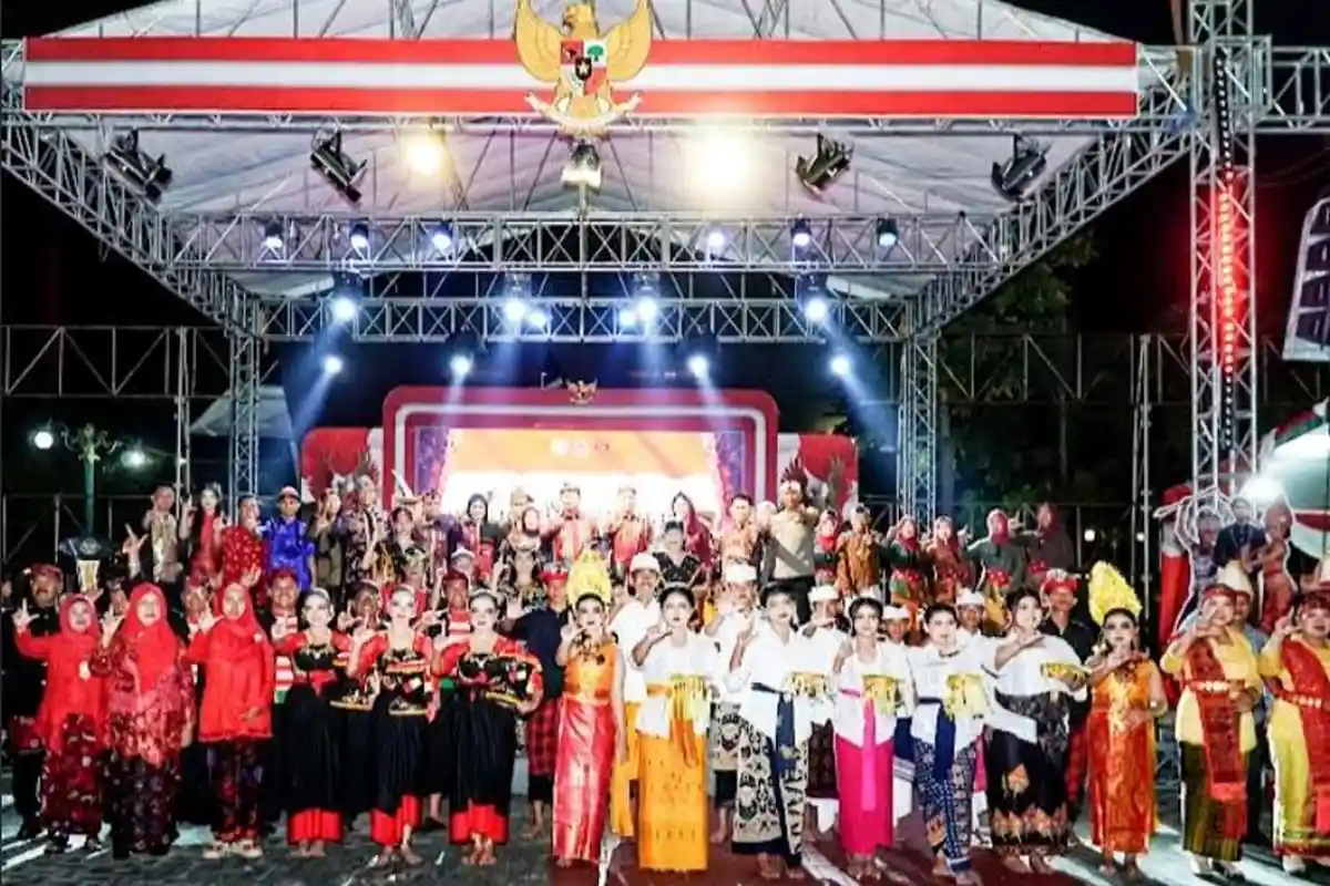 Panggung Bhinneka dan Gemilang di Lamongan Perkuat Nasionalisme hingga Kemajuan UMKM