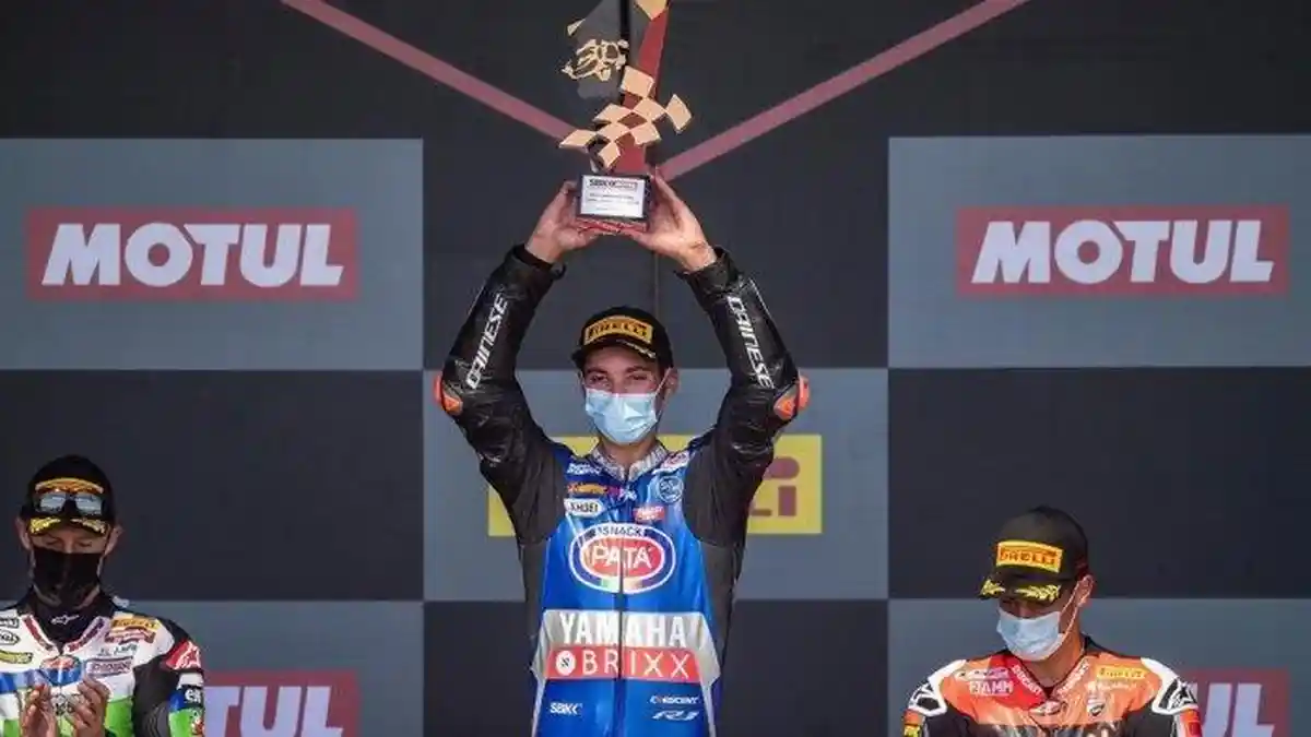 Toprak Razgatlioglu Pastikan Gelar Juara Dunia Superbike 2021 meski ...
