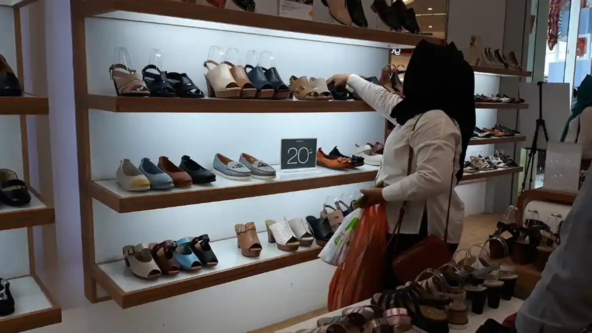 Diskon di Palembang Icon Toko Sepatu Andrew 20 Persen, Cash Back Rp 300 Ribu