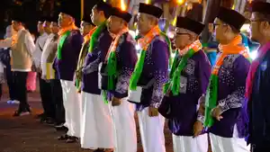 Haji-banyumas-dilepas.jpg
