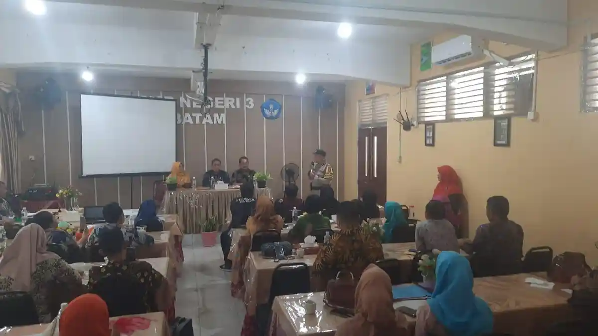 10 Orangtua Siswa SMPN 3 Batam Nyaris Kena Tipu, Dikabari Anak Kecelakaan