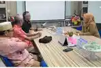 Pulang Rakorda Sulsel, Bupati Gowa Husniah Talenrang Ikut Rayakan HUT Tribun Timur