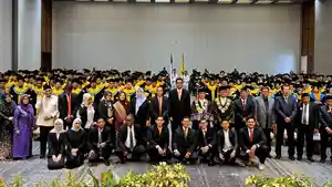 wisuda-UT-26102025.jpg