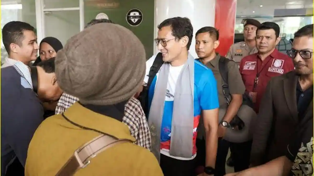 BREAKING NEWS: Menparekraf Sandiaga Uno Tiba di Gorontalo, Ini 4 Agenda Kunjungan Kerjanya