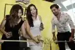 Jessica Iskandar Buka Kedai Kopi