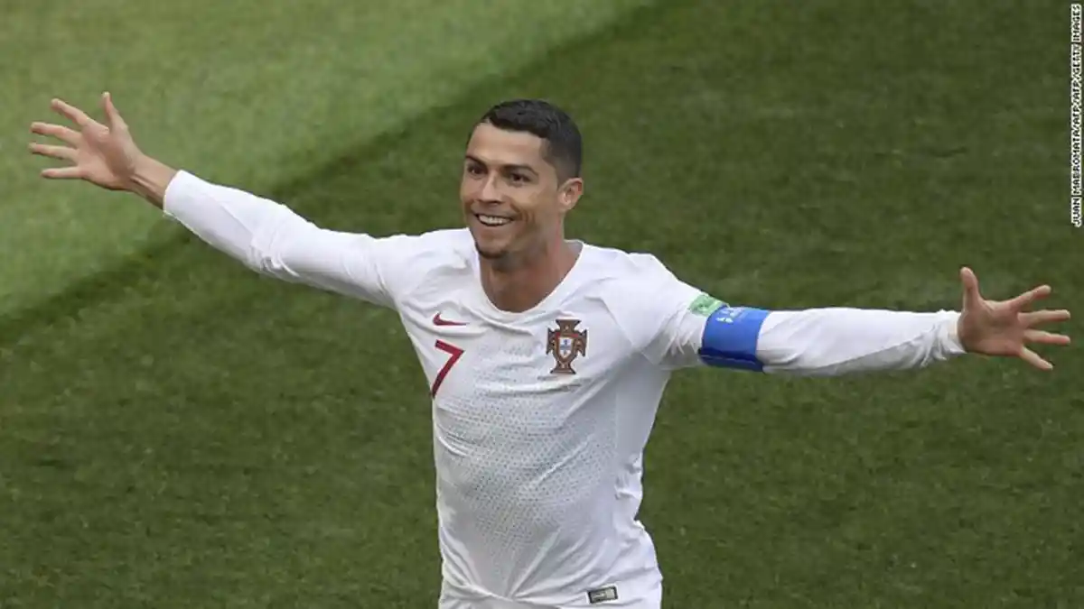 BERITA TERPOPULER-Cara Menonton Live Streaming, Ramalan Zodiak dan CR7 Tolak Kontrak Real Madrid