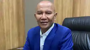 ketua-badan-anggaran-dpr-ri-mh-said-abdullah-menerima-pwi-jatim-award-sebagai-tokoh-politik-nasional.jpg