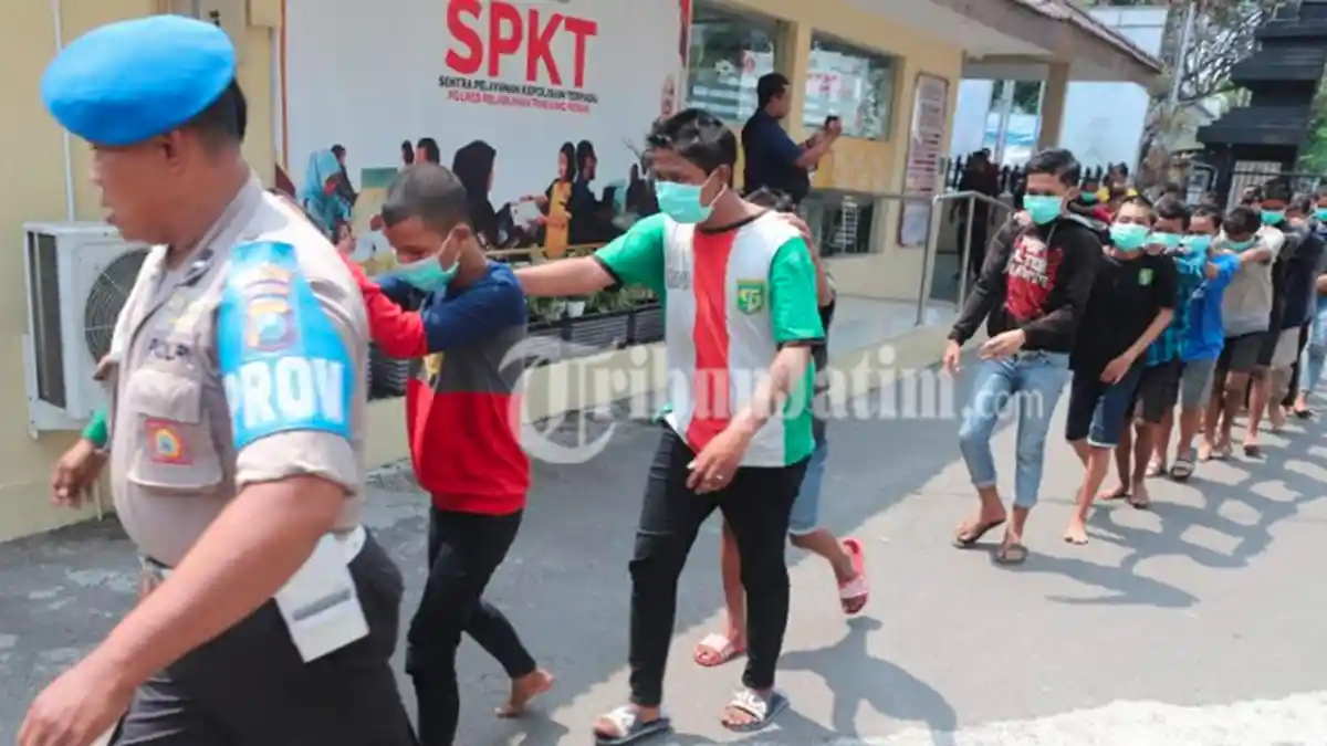 Divonis 5 Bulan Rehabilitasi, Tujuh Anggota Geng Kampung Jawara Tidak Banding