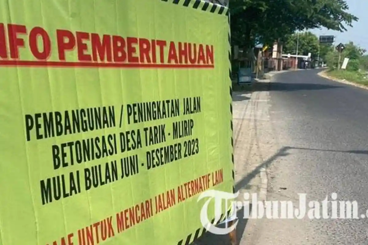 Alat Berat Mulai Dikerahkan, Betonisasi Jalan Tarik-Mliriprowo Sidoarjo Dikerjakan