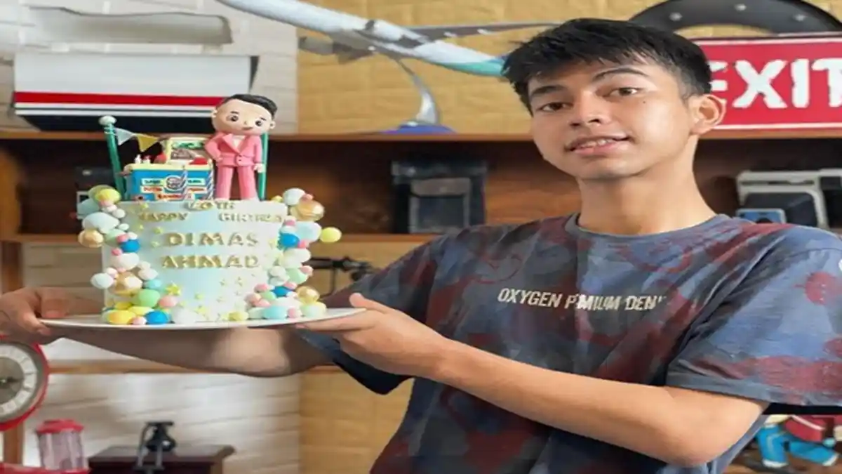 Tak Sama Seperti Artis Lain, Nasib Dimas Ahmad Diramal, Masa Depannya Mampu Bikin Paranormal Terdiam