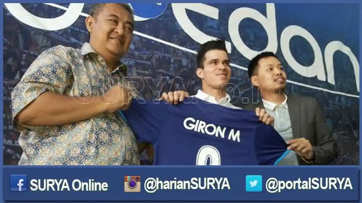 Gustavo Giron Marulanda Akan Kenakan Nomor Punggung Sembilan