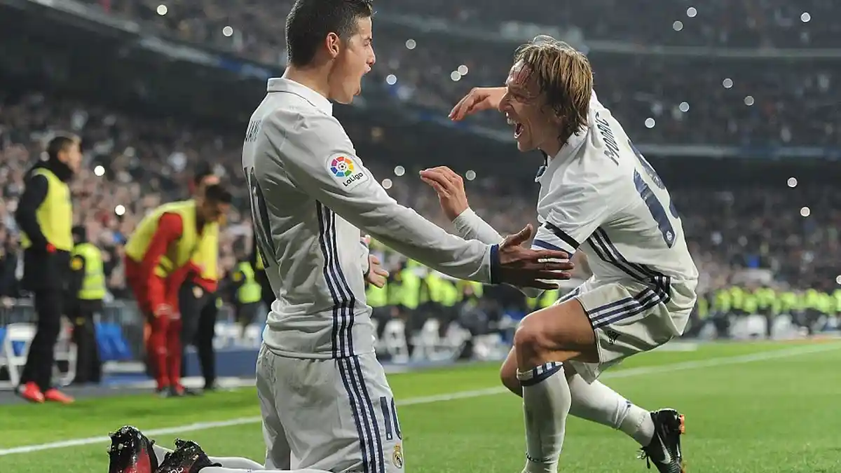 James Rodriguez Cetak Dua Gol, Real Madrid Babat Sevilla 3-0