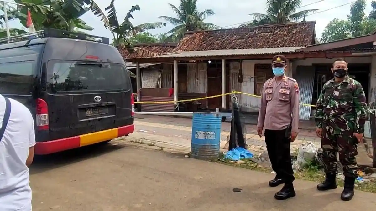 Update Ledakan di Banyumas: Tim Labfor Polda Jateng Olah TKP Lanjutan, Amankan Sejumlah Bahan
