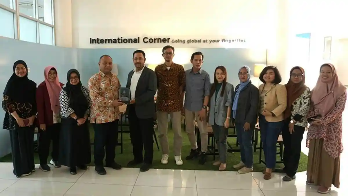 Kolaborasi Global - International Office Universitas Semarang ke Universitas Muhammadiyah Surakarta