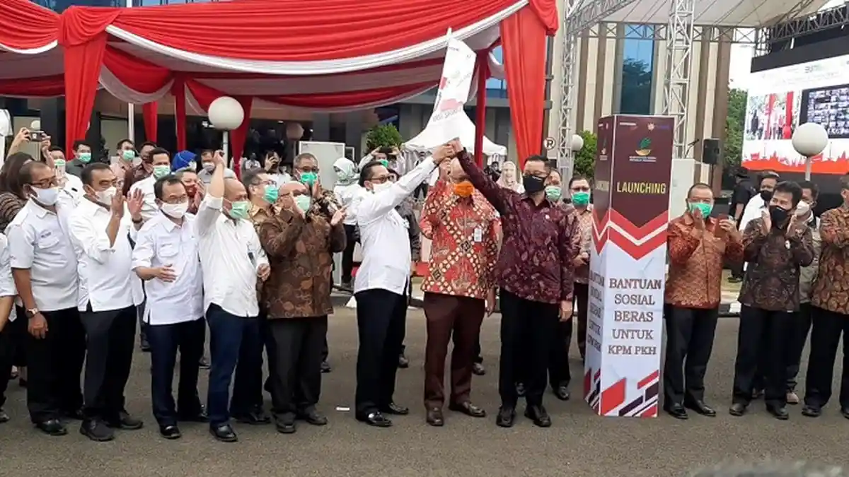 10 Juta Keluarga di Indonesia Dapat Bantuan Sosial Beras