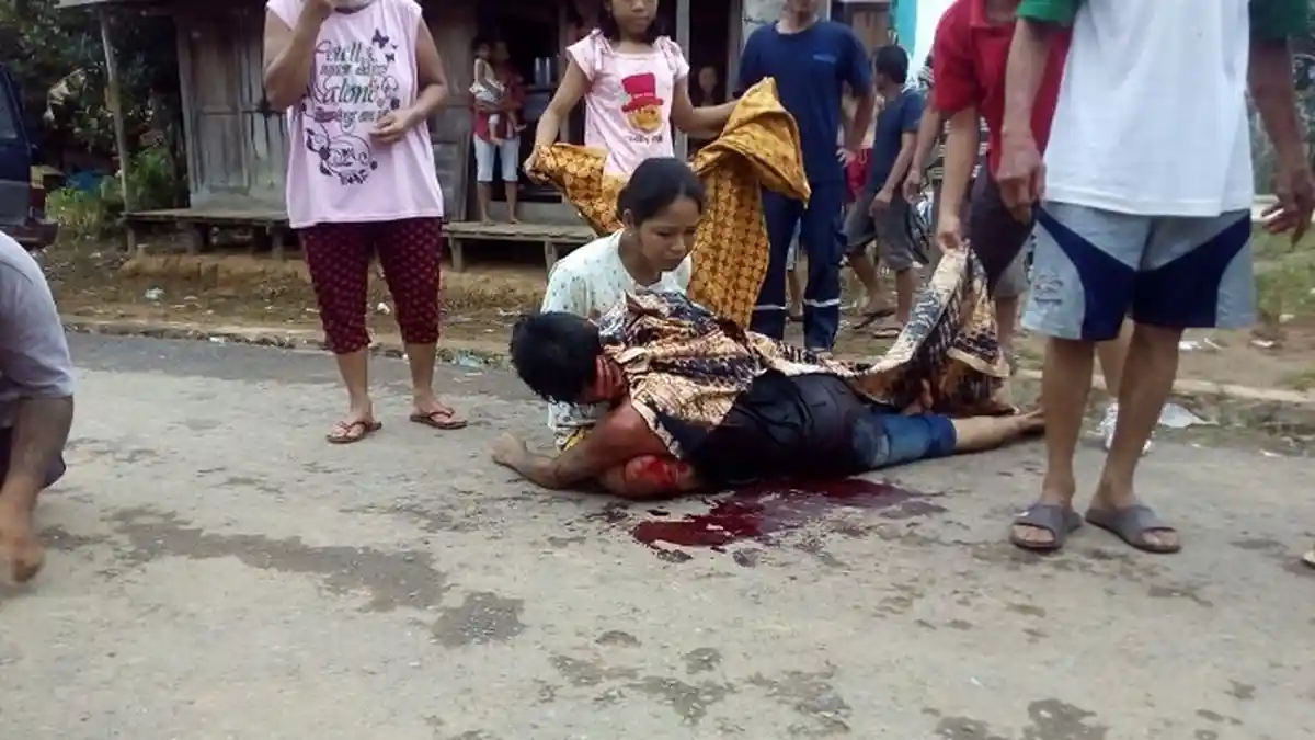 Lomba Balap Karung Berubah Jadi Tragedi, Satu Orang Berlumuran Darah Lalu Tewas