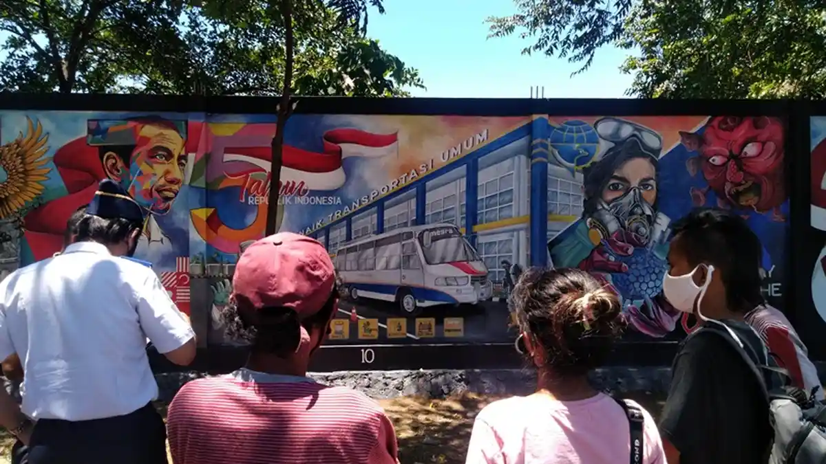 Wangurer Squad Tak Menyangka Juara Lomba Mural, Seperti Ini Lukisannya