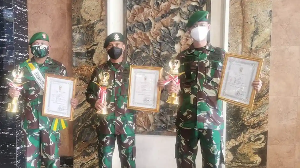 Letkol Arm Oke Kistiyanto Juara Lomba Karya Tulis Teritorial TNI AD