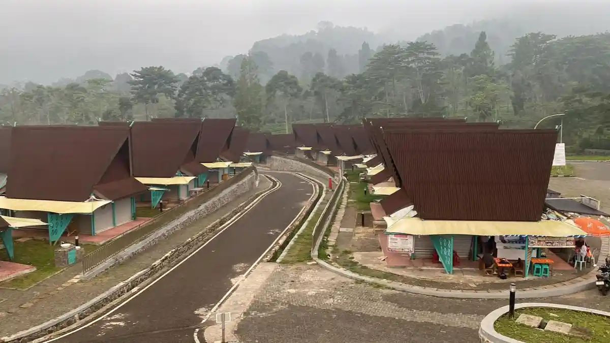 Usulan Pedagang di Rest Area Gunung Mas Bogor, Minta Sekat Penutupan One Way Puncak Dipindah