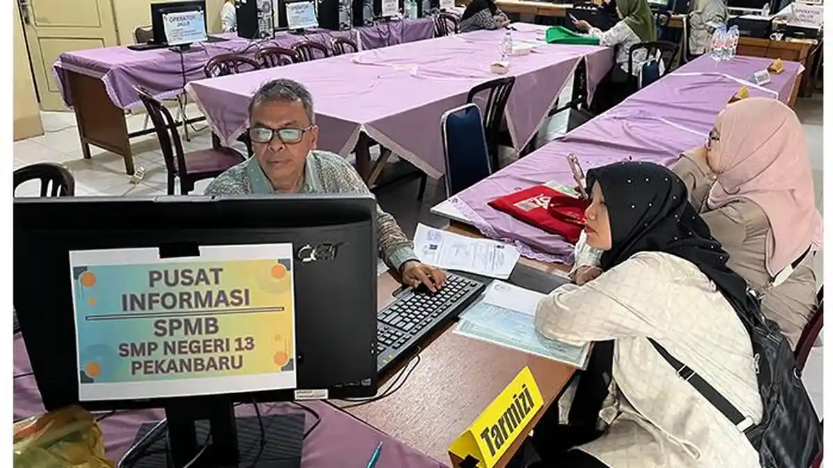 Jangan Ada Sekolah Negeri yang Terima Murid di Luar Sistem SPMB 2026