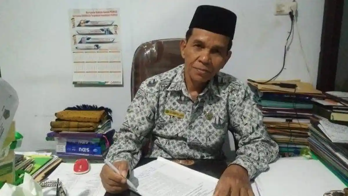 Seorang Penyuluh Agama di Majene Terancam Dicopot