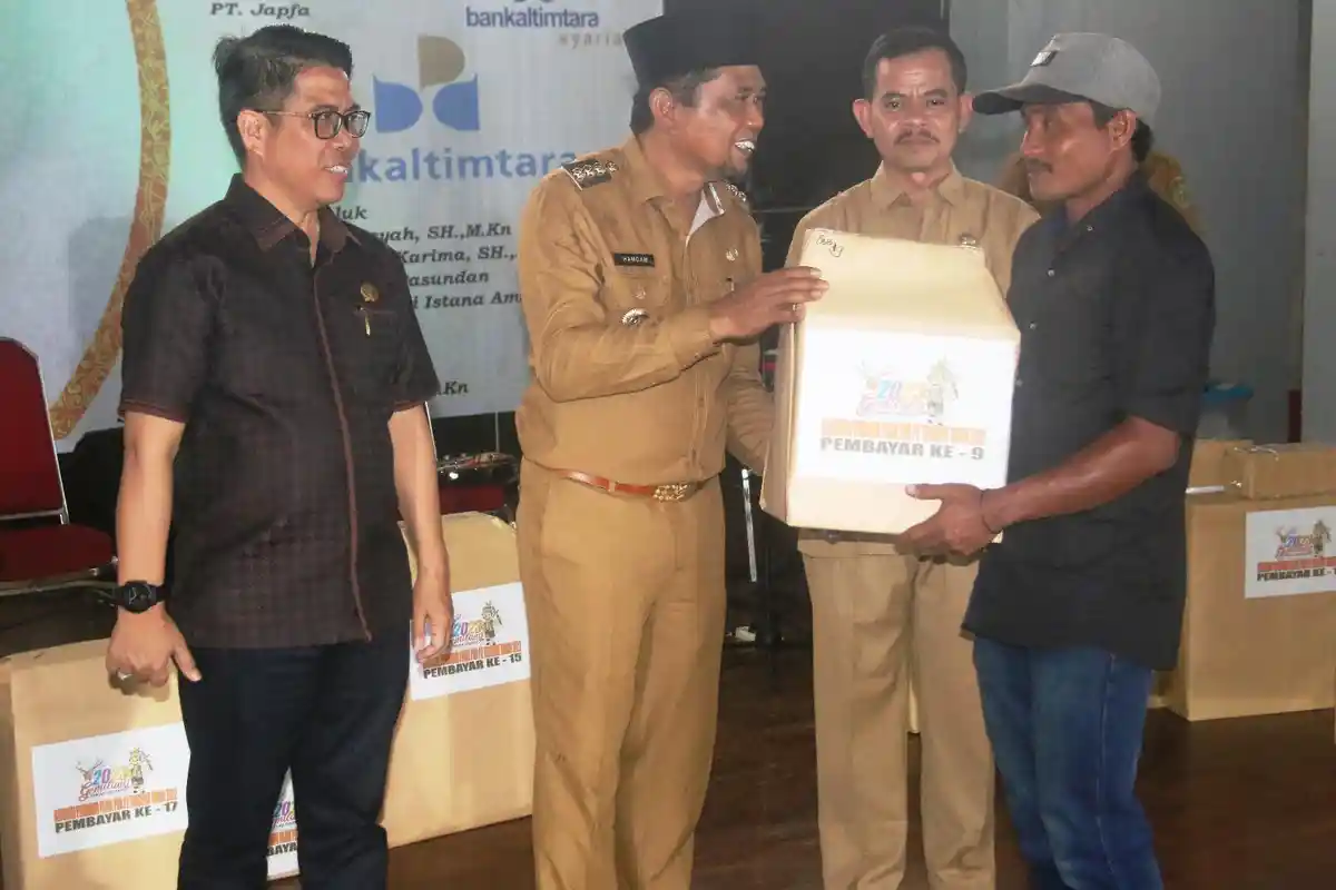 Capaian Pajak Lebihi Target, Bupati PPU Hamdam Apresiasi Para Wajib Pajak