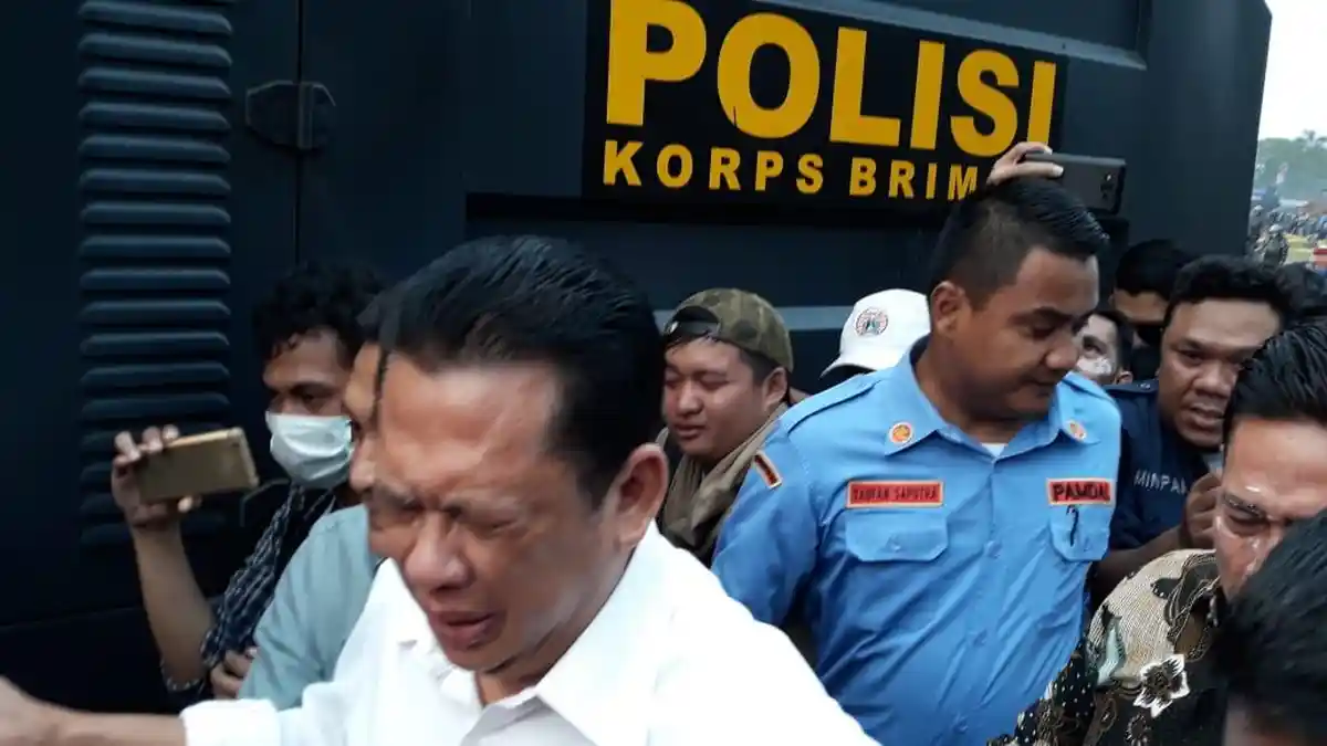 Ketua DPR Terkena Gas Air Mata