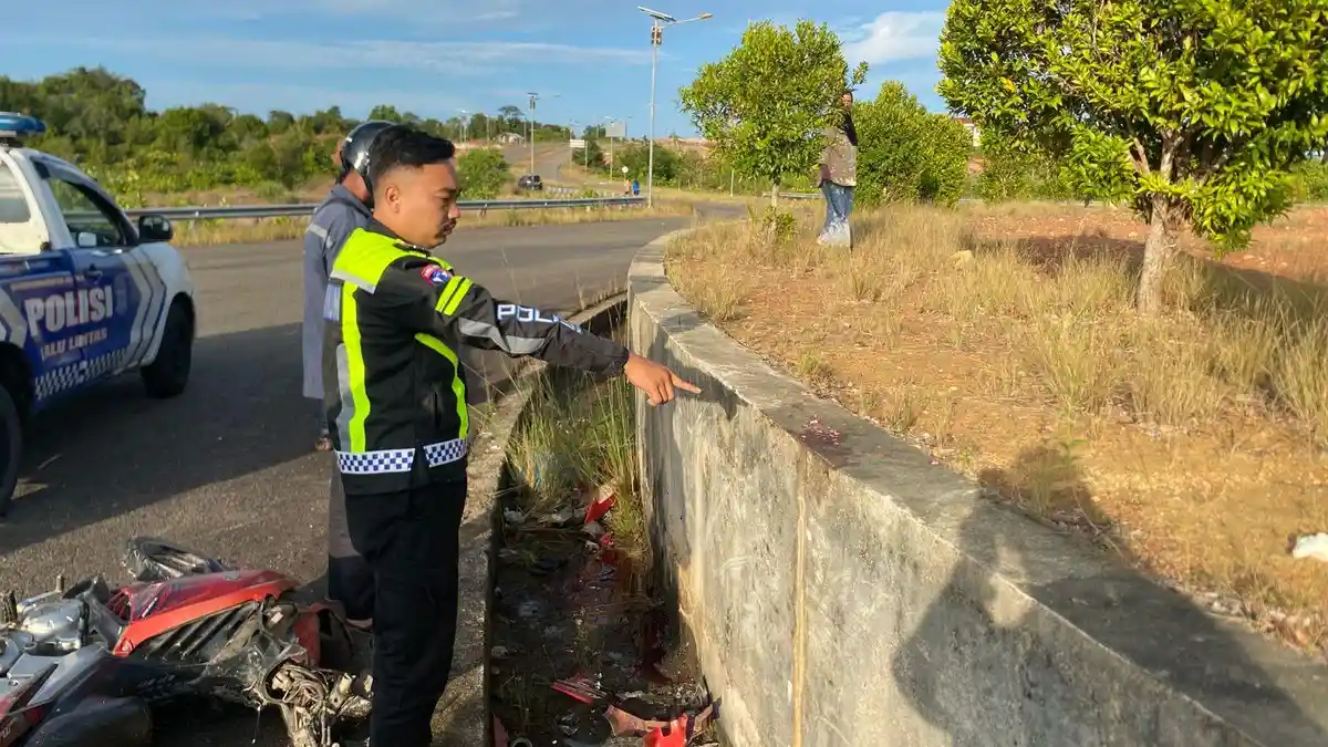BREAKING NEWS, Kecelakaan Maut di Dompak Tanjungpinang, 2 Orang Tewas, Tak Ada Identitas