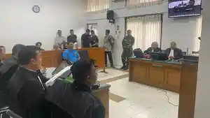 Eks_Direktur_RSD_Madani_Pekanbaru_Keberatan_Didakwa_Lakukan_Penipuan_Proyek_Rp21_M_Bakal_Eksepsi.jpg