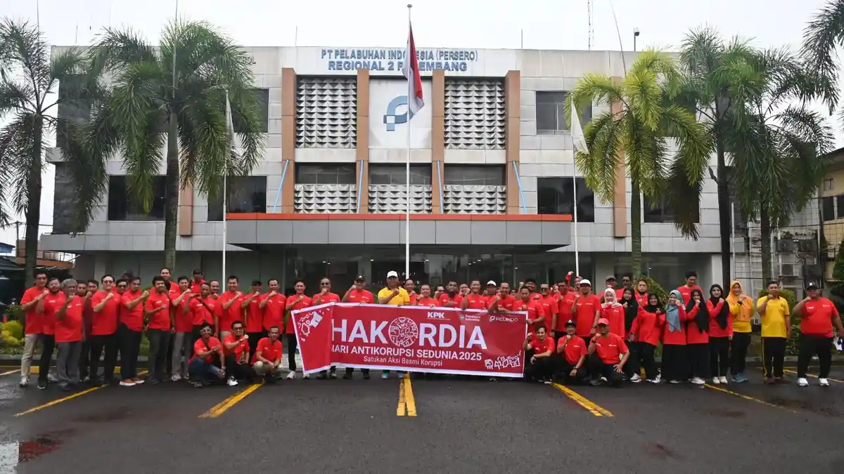 Peringati Hakordia 2025, Pegawai Pelindo Regional 2 Palembang Ikuti Jalan Santai