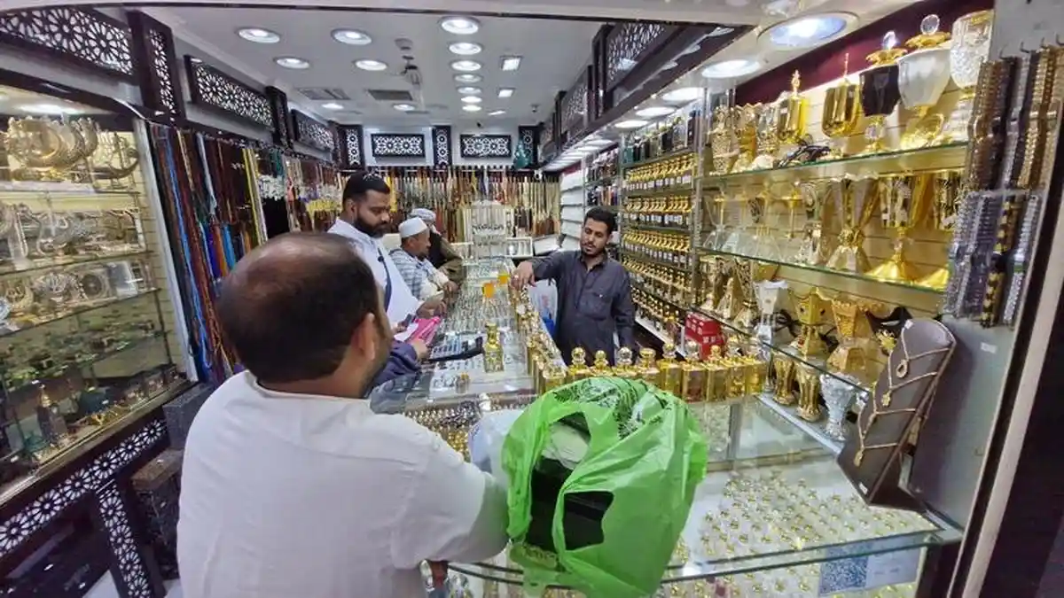 Menjajal Bilal Market, Pasar Murah di Madinah, Bisa Ditawar Lho!