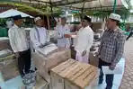 Anggota DPR Aceh Amiruddin Idris Serahkan Bantuan Sound System untuk 33 Masjid di Bireuen