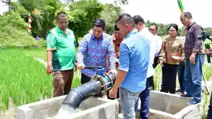 PLTS-Pompa-Air-di-Kecamatan-Nainggolan.jpg