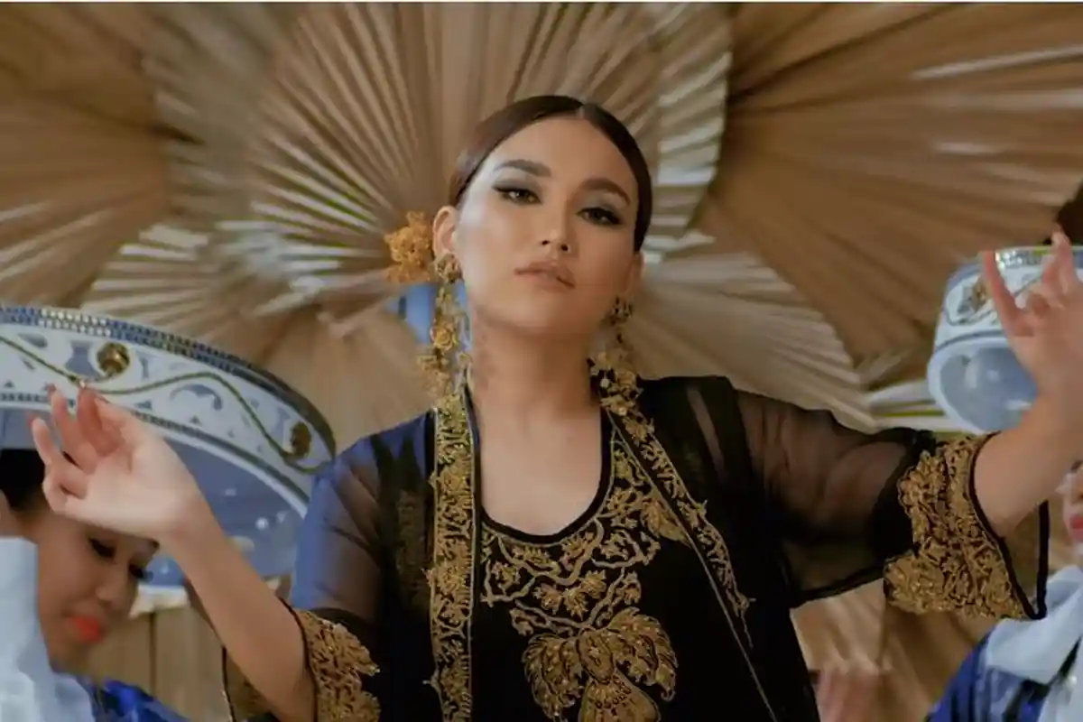 Beberkan Rencana Pernikahan Ayu Ting Ting, Abdul Rozak Minta Doa: Mudah-mudahan Awal Tahun