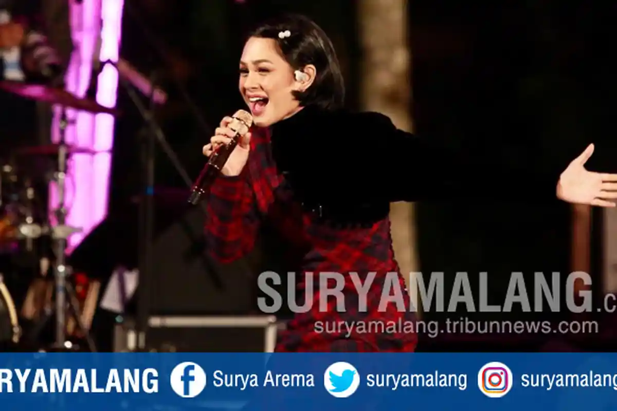 Jazz Gunung Ijen, Lesung Pipit di Wajah yang Tersenyum Sumringah