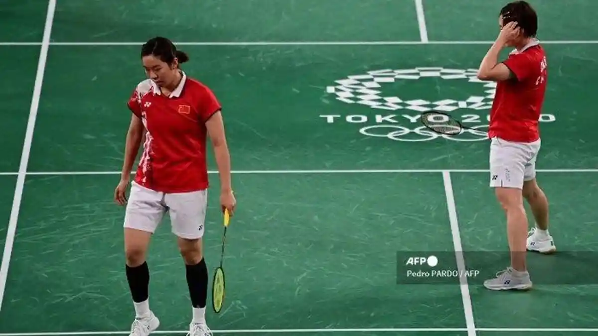 Pasca Kalah Lawan Greysia/Apriyani di Final Olimpiade,Ganda Cina Terancam Sanksi BWF Akibat Aksi Ini