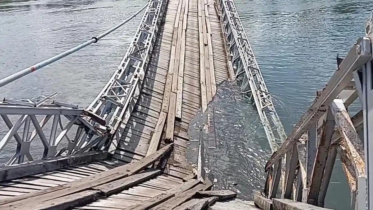 Jembatan Ambruk, Warga Maluku Tenggara Kesal Dari Camat Dan Pemda Tak Kunjung Datang