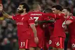 gelandang-liverpool-mohamed-salah-merayakan-gol-ketiga.jpg