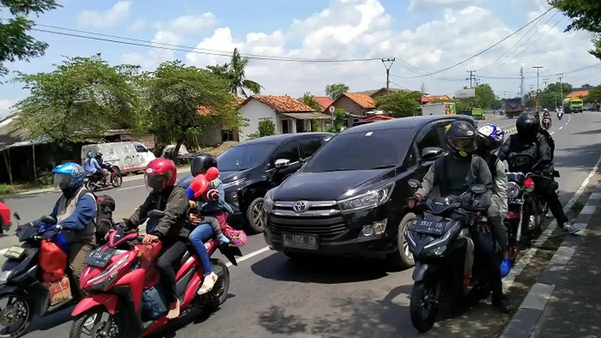 Mudik Dilarang, Ini Daftar Kendaraan yang Masih Boleh Beroperasi, Pelanggar Akan Kena Sanksi