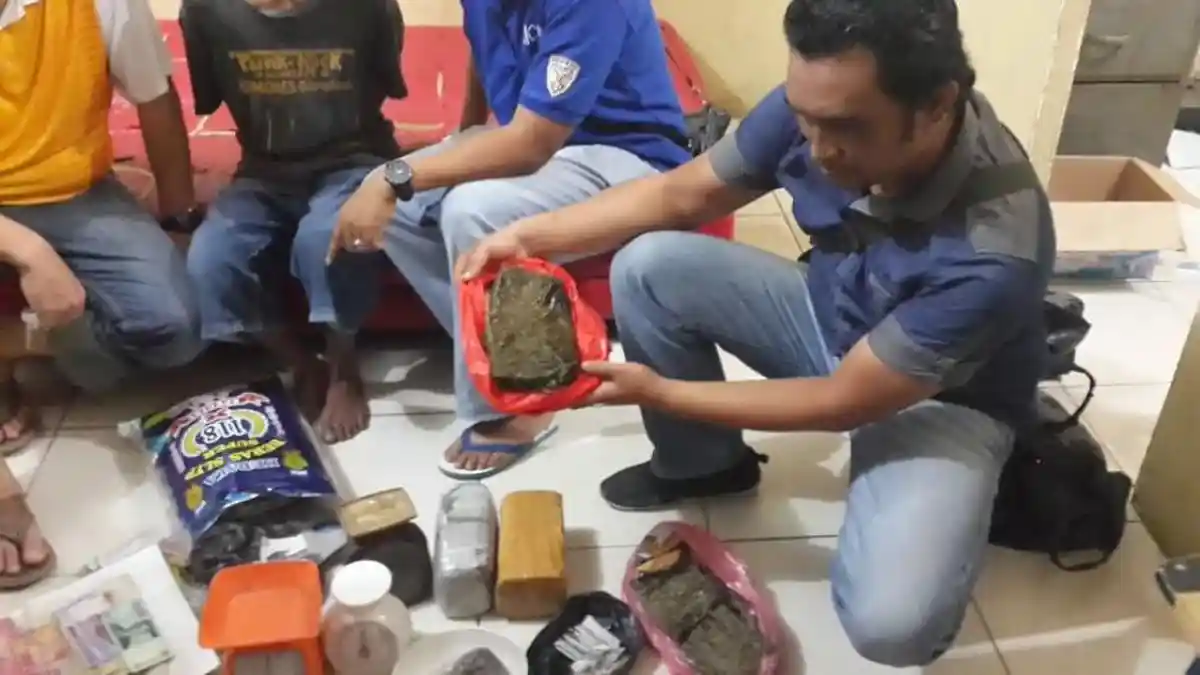 Bandar Ganja Mengaku Tidak Mengenal Pemasoknya