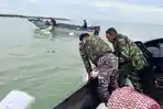 Speedboat Angkut Barang Karam Dihantam Gelombang di Sebatik, TNI AL Nunukan Bantu Motoris