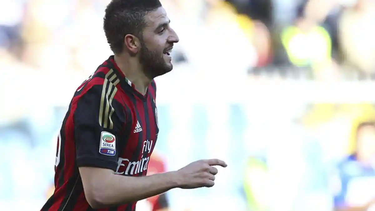 Agen Taarabt: Peluang Bertahan di Milan Sangat Besar