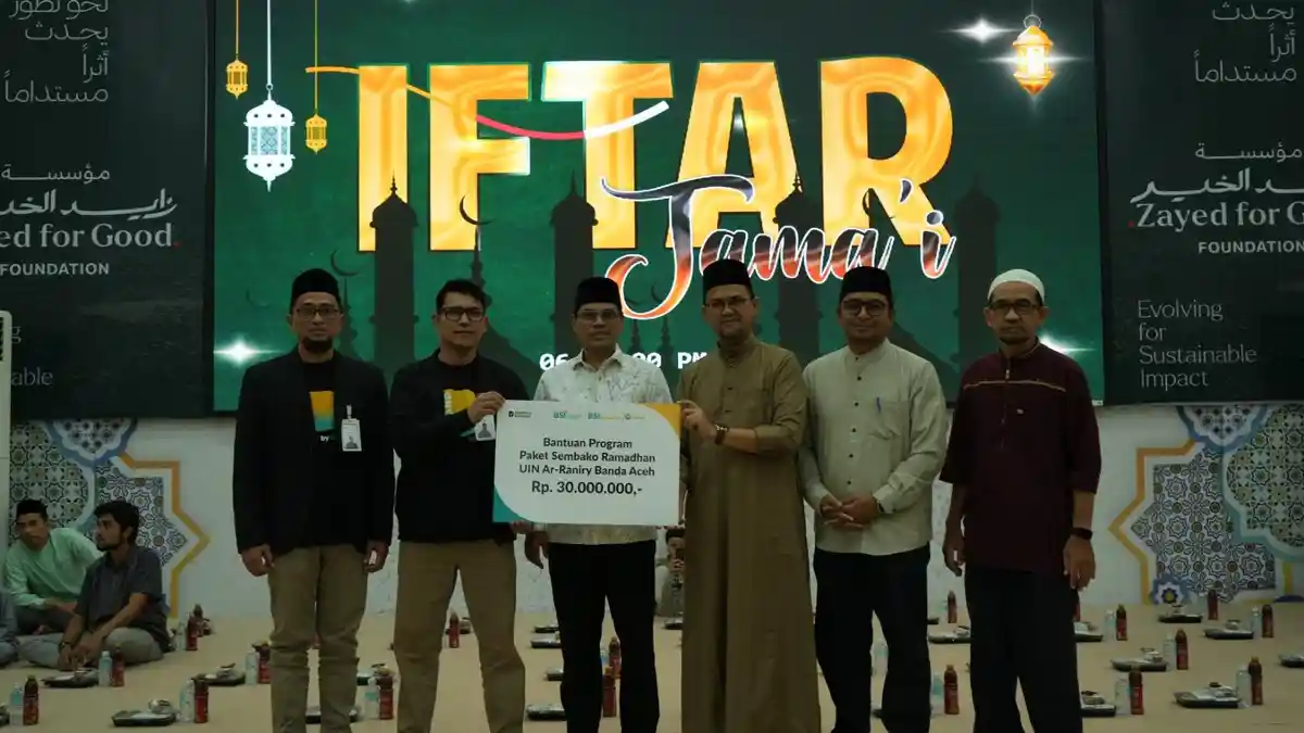 ITF UIN Ar-Raniry Salurkan 100 Paket Sembako untuk Dhuafa dan Petugas Kebersihan